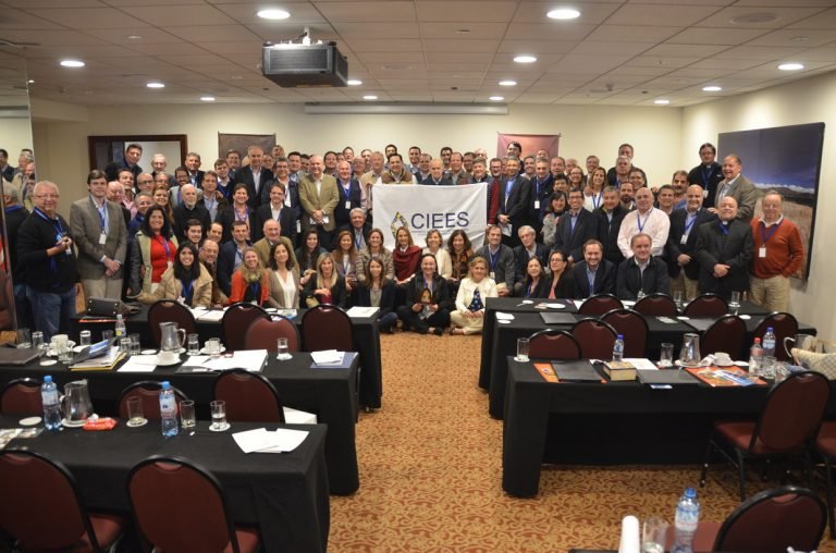 Concluyó Congreso Internacional CIEES Lima 2017: Empresa, camino de santidad