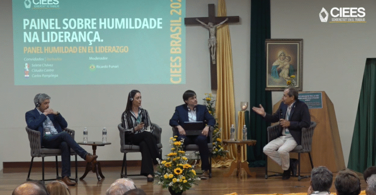 Panel: Humildad en el liderazgo